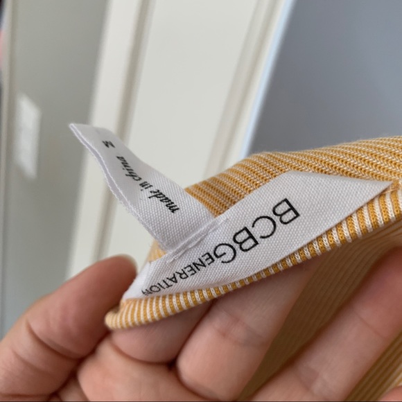 NWOT BCBGeneration Ribbed Knit Twist Back Tank - Picture 8 of 9